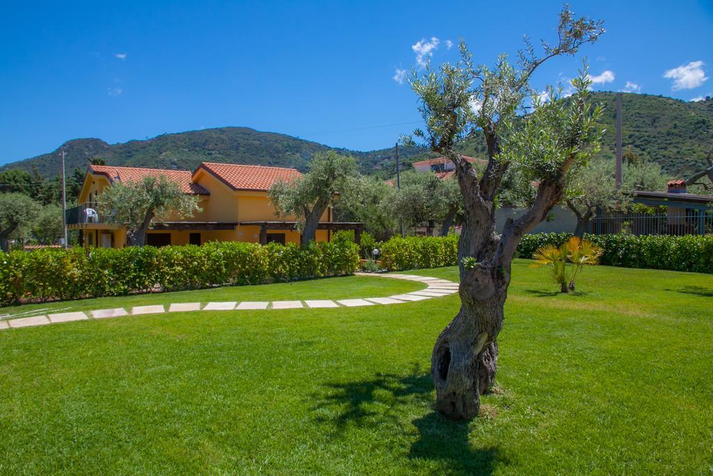 Baia Degli Ulivi Apartments Cefalu Luaran gambar