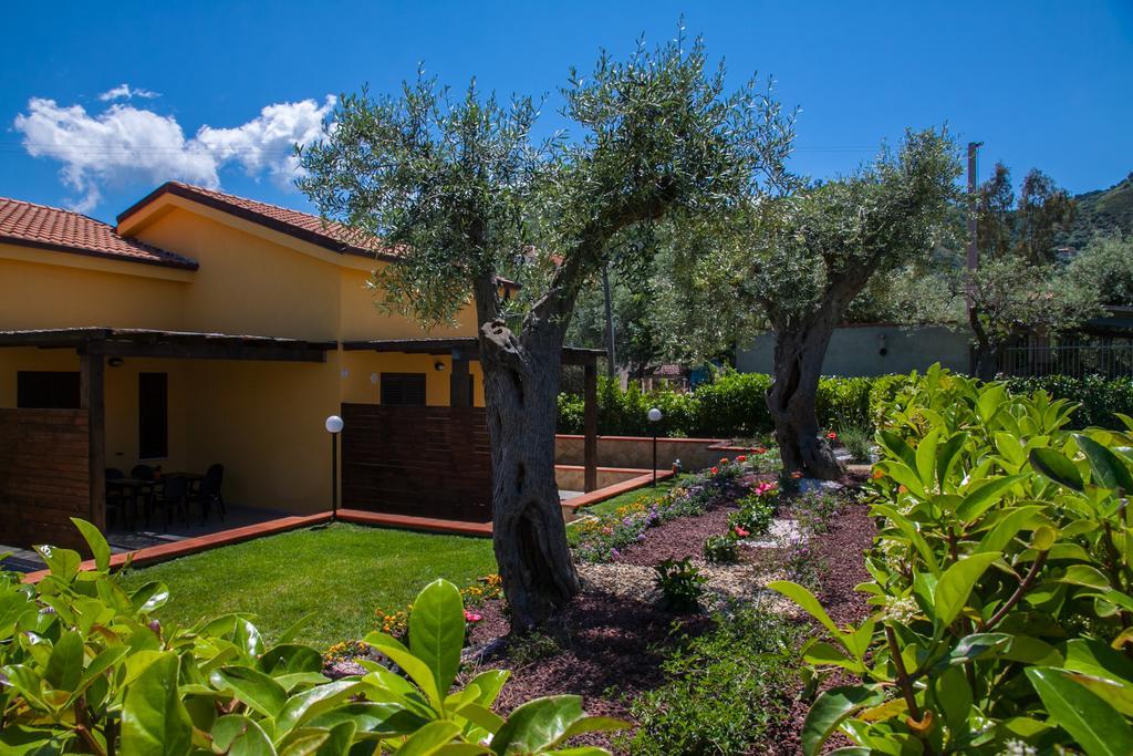Baia Degli Ulivi Apartments Cefalu Luaran gambar