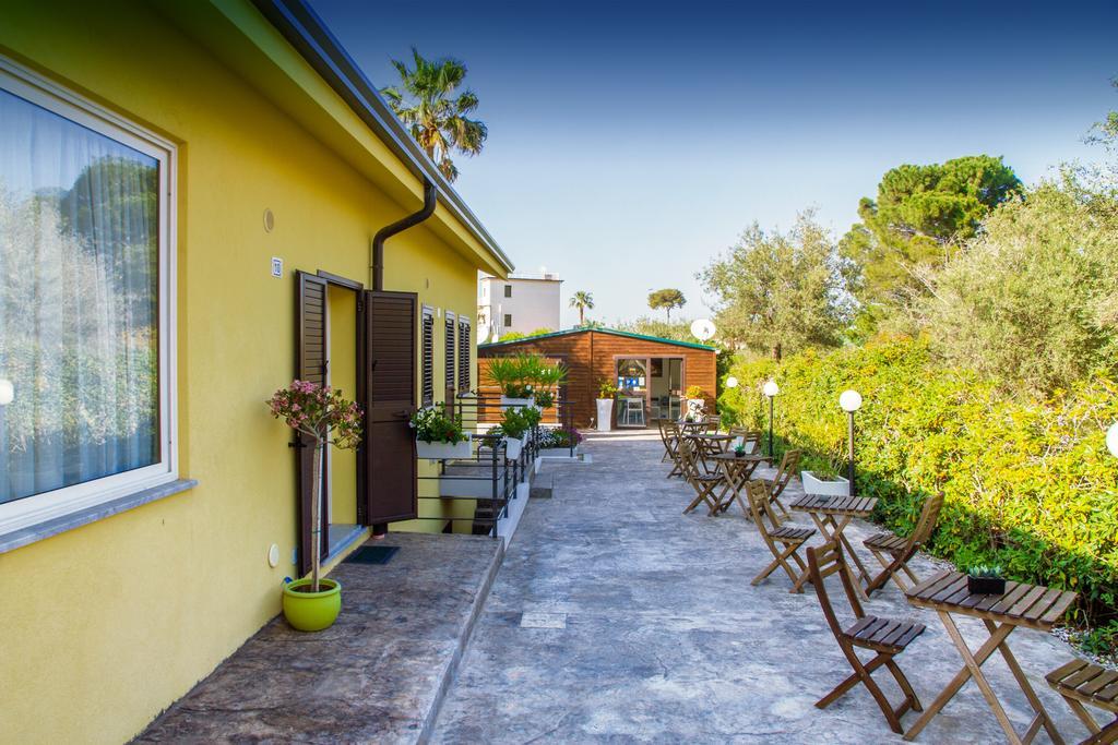 Baia Degli Ulivi Apartments Cefalu Luaran gambar