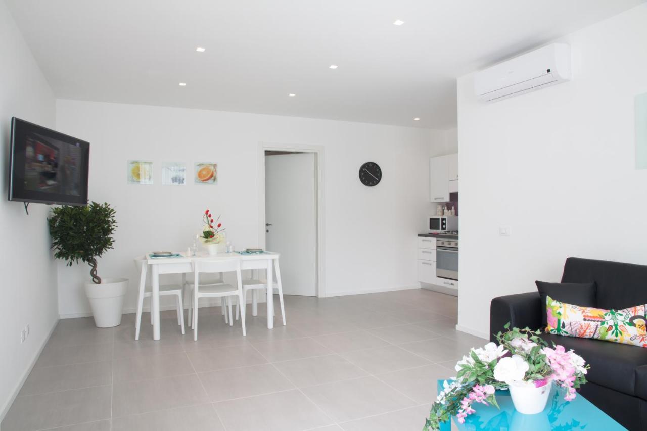 Baia Degli Ulivi Apartments Cefalu Bilik gambar