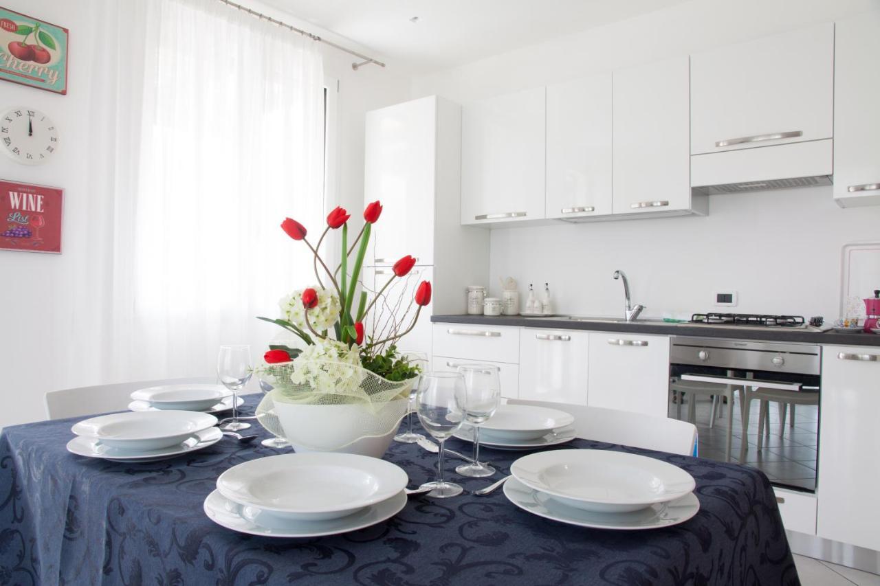 Baia Degli Ulivi Apartments Cefalu Bilik gambar