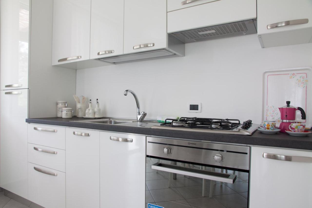 Baia Degli Ulivi Apartments Cefalu Bilik gambar